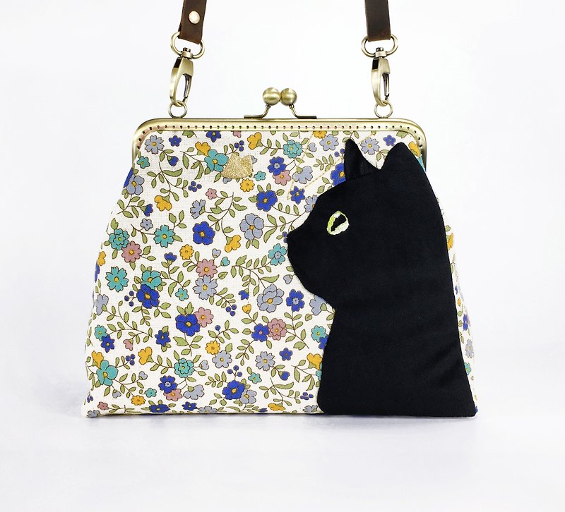Black cat shoulder bag crossbody bag framebag floral print - Messenger Bags & Sling Bags - Cotton & Hemp White