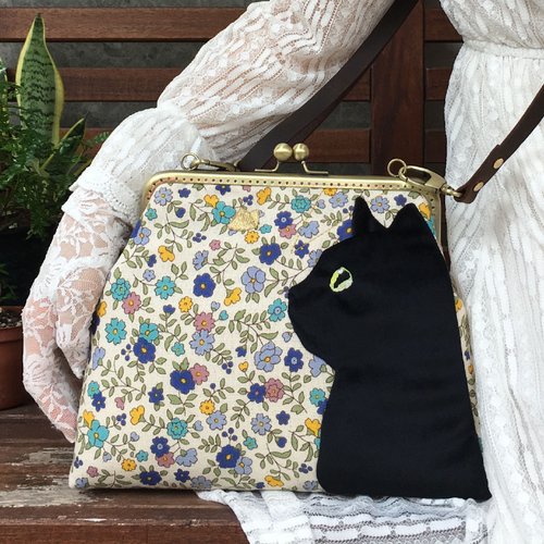 黒猫 ブックカバー、ショルダーバッグ、ポーチ Amazon | ちょっとおでかけ 黒猫スマホショルダーアンドポーチ