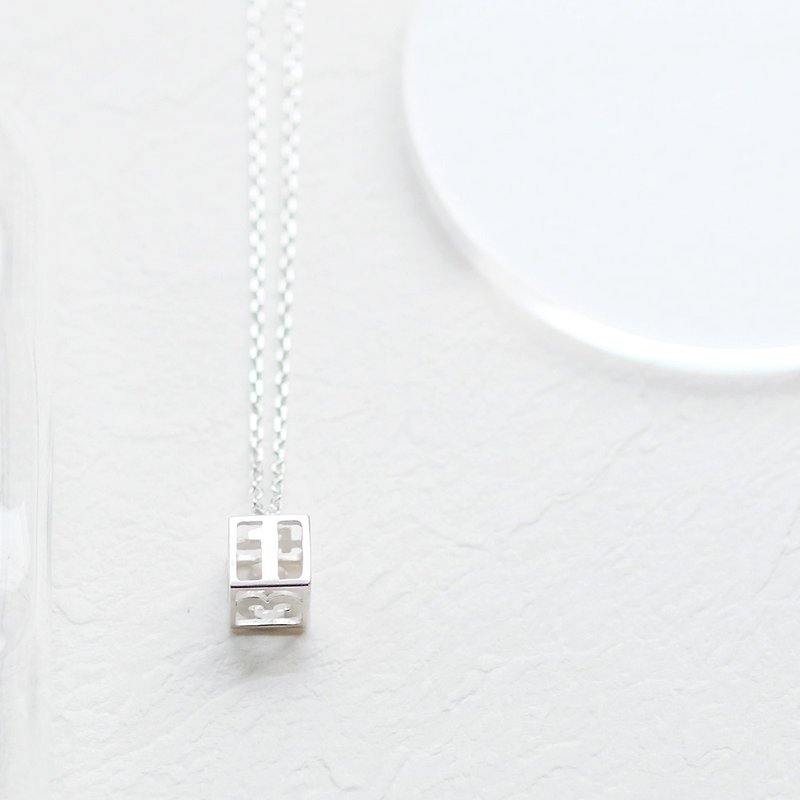 mini dice dice necklace Silver 925 - สร้อยคอ - โลหะ สีเทา