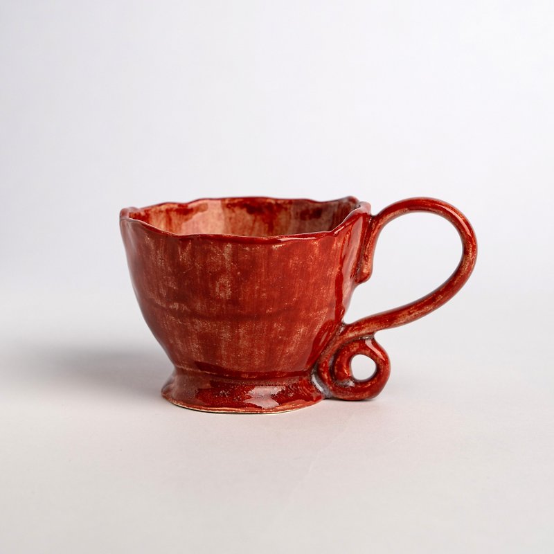 Red waltz hand-kneaded pottery cup - แก้ว - ดินเผา สีแดง