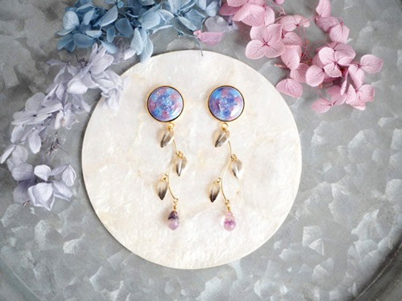 Cloisonne-yaki Hydrangea Drops Earrings ~ Blue x lavender ~ - Earrings & Clip-ons - Glass 