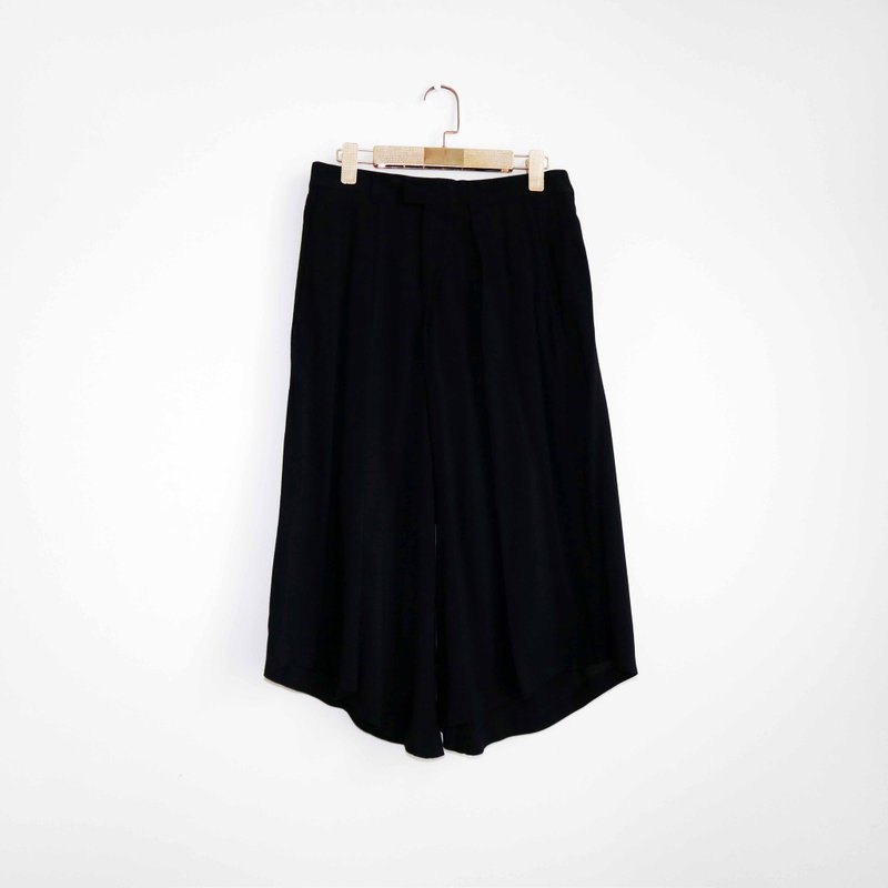 Pumpkin Vintage. Black nylon wide cropped trousers - Shop nanguavintage ...