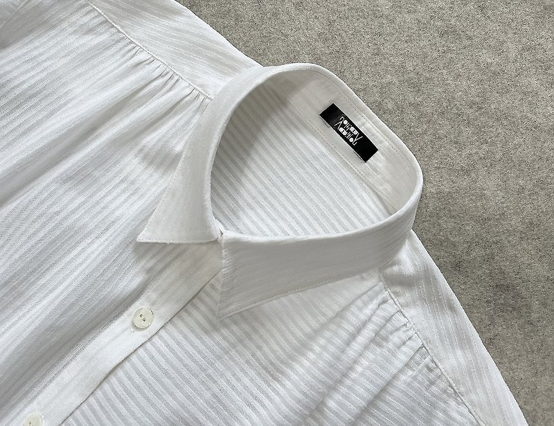 立體線條織紋 白色 襯衫 - 恤衫 - 棉．麻 白色