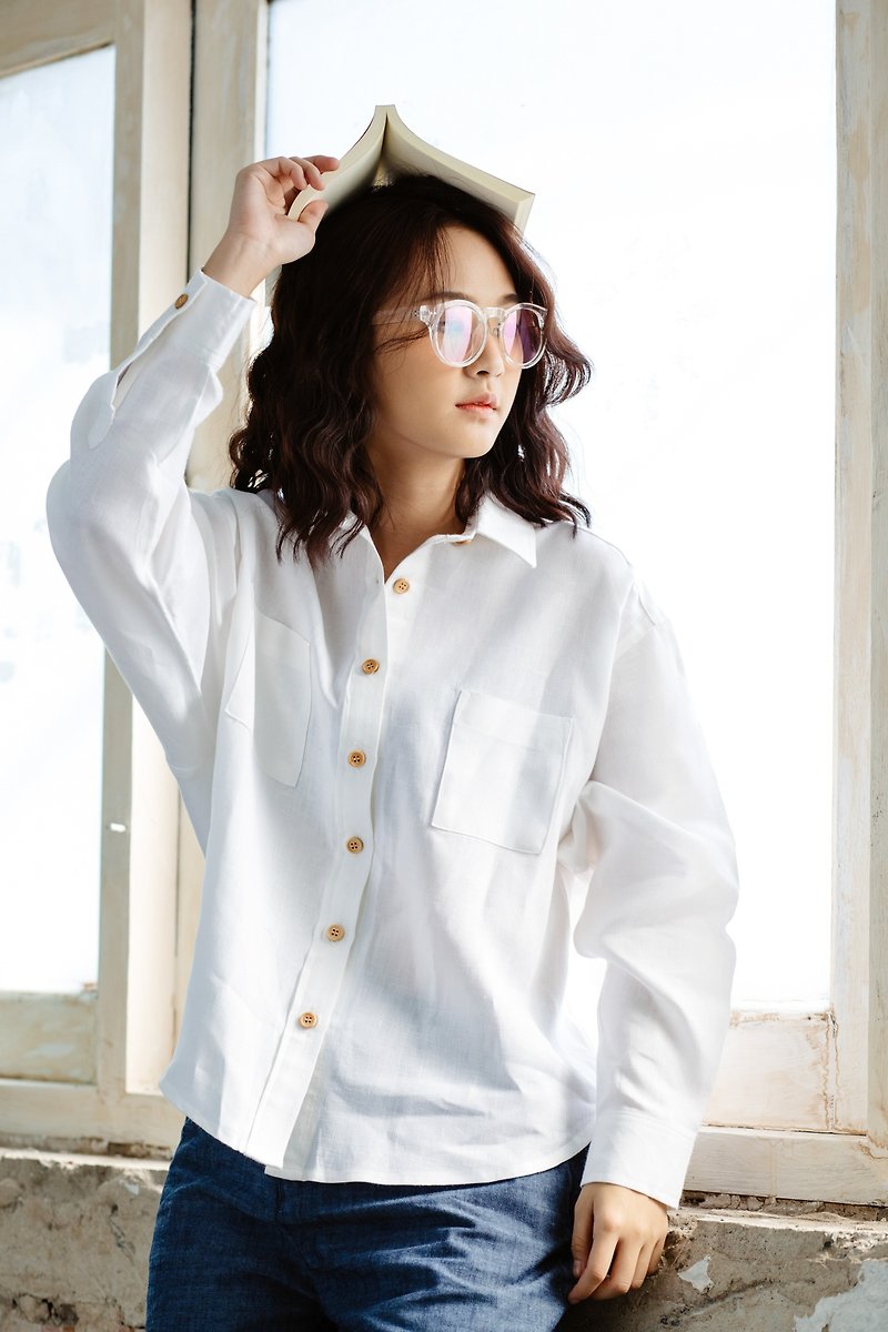 Linen comfy shirt with pocket in white - Women's Shirts - Cotton & Hemp White