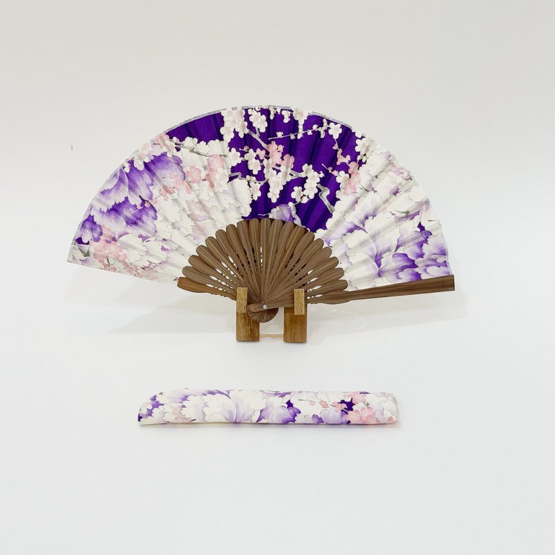 Kimono Fan (Sensu) created by upcycling Japanese Vintage Silk Kimono. #66 - พัด - ผ้าไหม สีม่วง