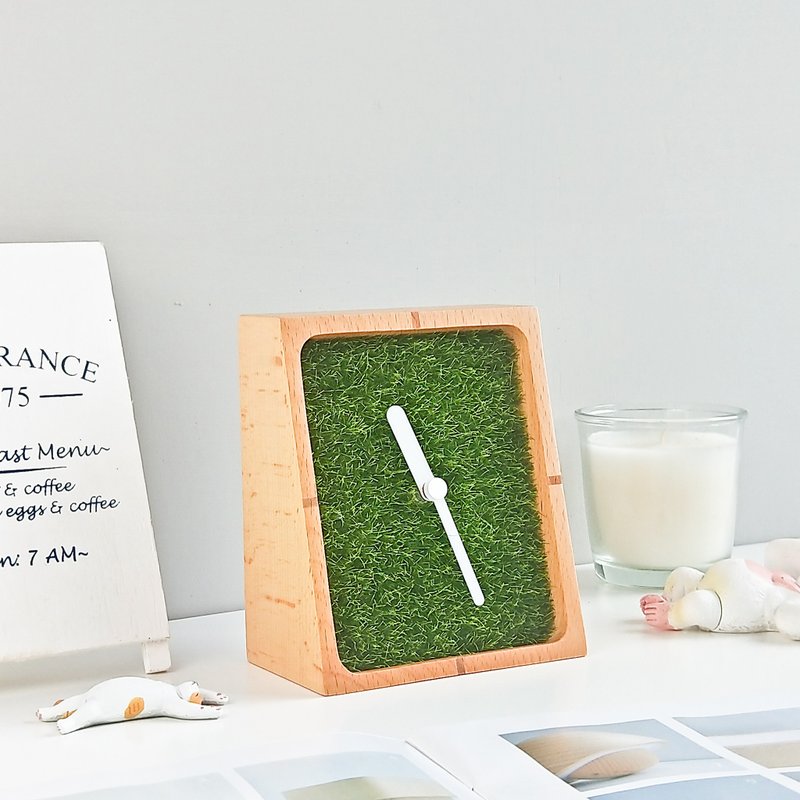 【インテリア雑貨】無垢材の静音置き時計 ギフトに最適 ミニマルで心癒される、暮らしに欠かせない一点 - 時計 - 木製 多色