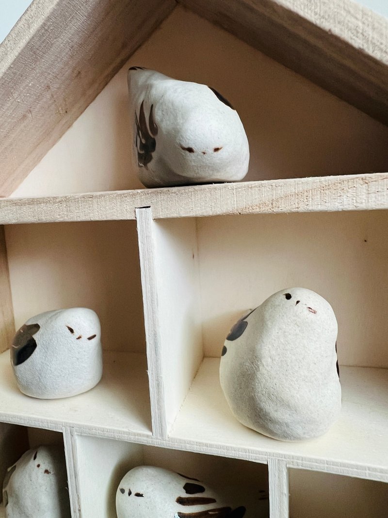 雪精靈系列  巧克力糯米糰 手繪陶偶八隻 包含小屋 - 公仔/玩偶 - 陶 