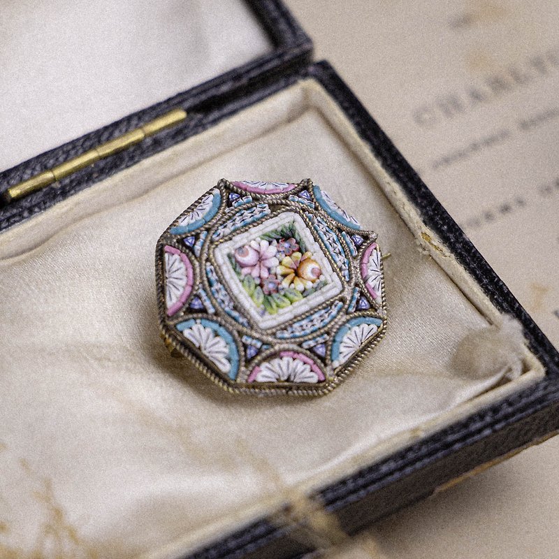 Italian FAP century antique micro-mosaic traditional craft octagonal pink and blue flower cluster Bronze alloy brooch - เข็มกลัด - แก้ว หลากหลายสี