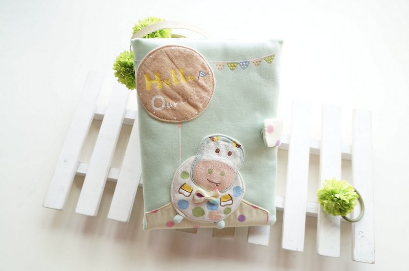 Twins version hand-painted happy baby cow baby mother manual set (two colors optional) inside and changed according to the spot - อื่นๆ - ผ้าฝ้าย/ผ้าลินิน สีเขียว