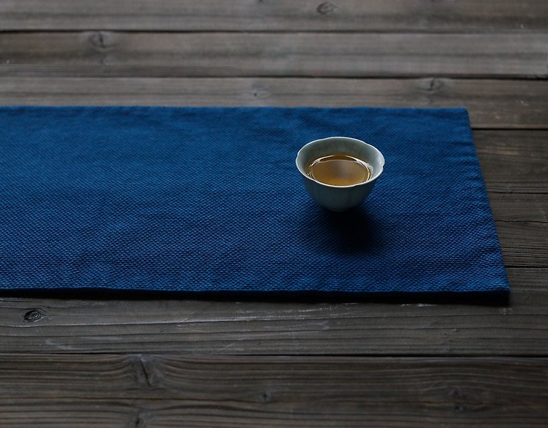 藍染茶席植物染純棉小桌巾純色厚實雙層布肌理質感茶道桌布餐墊 - 餐桌布/餐墊 - 棉．麻 藍色