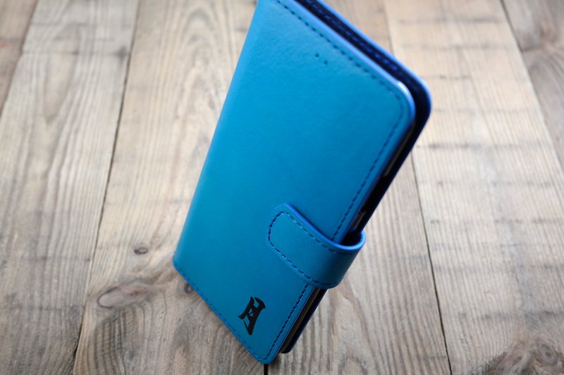 Api Handmade~Side Flip Phone Case~Water Blue~iphone 11,12 - เคส/ซองมือถือ - หนังแท้ สีน้ำเงิน