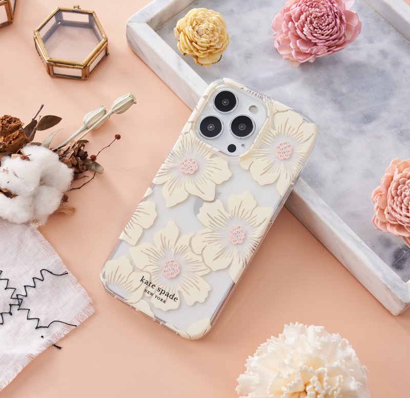 送贈品【kate spade】iPhone 13/16e 精品手機保護殼- 經典蜀葵 - 手機殼/手機套 - 塑膠 