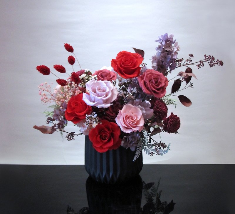 赤黒の花、枯れた花なし、乾いたテーブルの花-春祭り母の日バレンタインデー先生の日誕生日開会式 - ドライフラワー・ブーケ - 寄せ植え・花 レッド