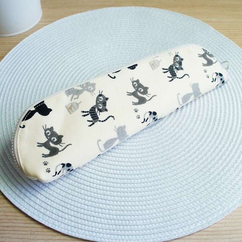 Lovely [Bird and Totoro Cutlery Bag] Pencil case, rice bottom, extra 23-24 cm chopsticks available - ตะเกียบ - ผ้าฝ้าย/ผ้าลินิน ขาว