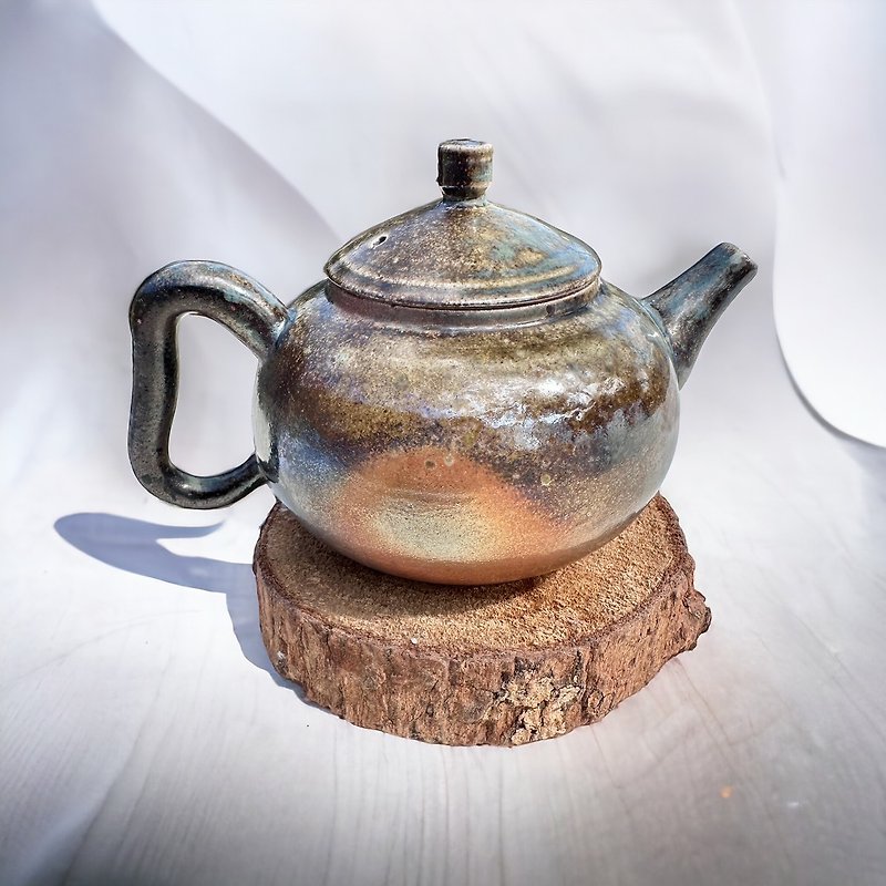Firewood/220ml/Handmade teapot/Huashan kiln - Teapots & Teacups - Pottery 