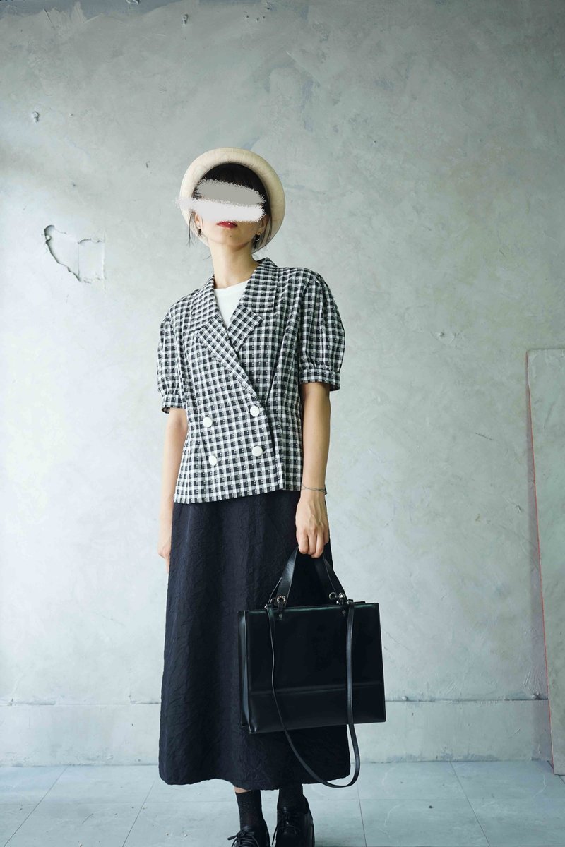 尋寶古著-黑白格小花復古澎袖短版雙排扣西裝外套 - 女西裝外套 - 聚酯纖維 黑色