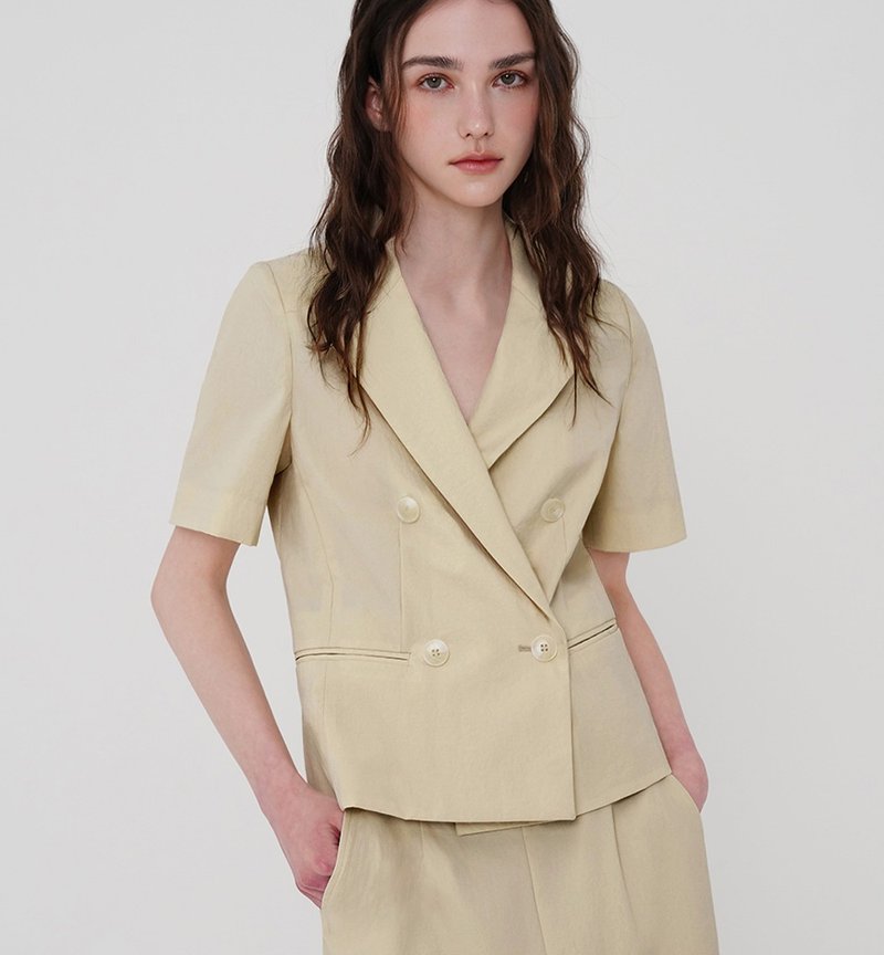 Korea sisterhood, Tailored double short-sleeved jacket - Beige - 女大衣/外套 - 尼龍 金色