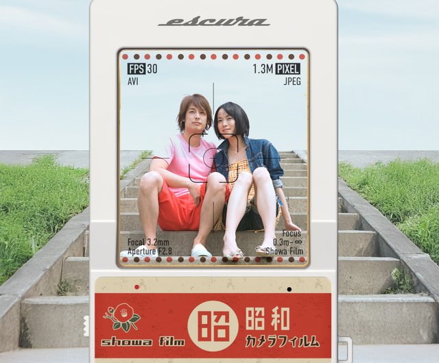10%OFF and 送料無料】InstantSnap 昭和 カメラ + SDカード | Pinkoi