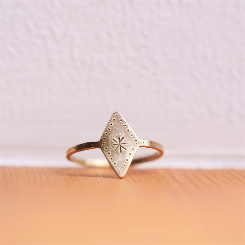 BRASS Diamond Ring Made to Order - แหวนทั่วไป - ทองแดงทองเหลือง สีทอง