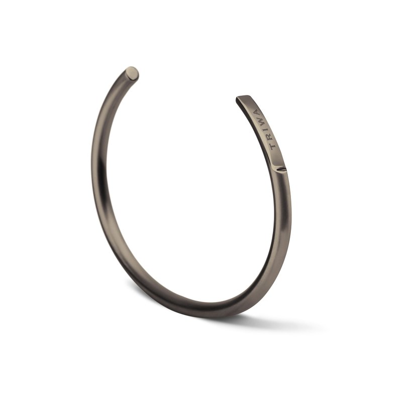 TRIWA 北歐設計 簡約 Bracelet No 4 黑色不銹鋼手鐲 ITEMST107 - 手鍊/手環 - 其他金屬 黑色