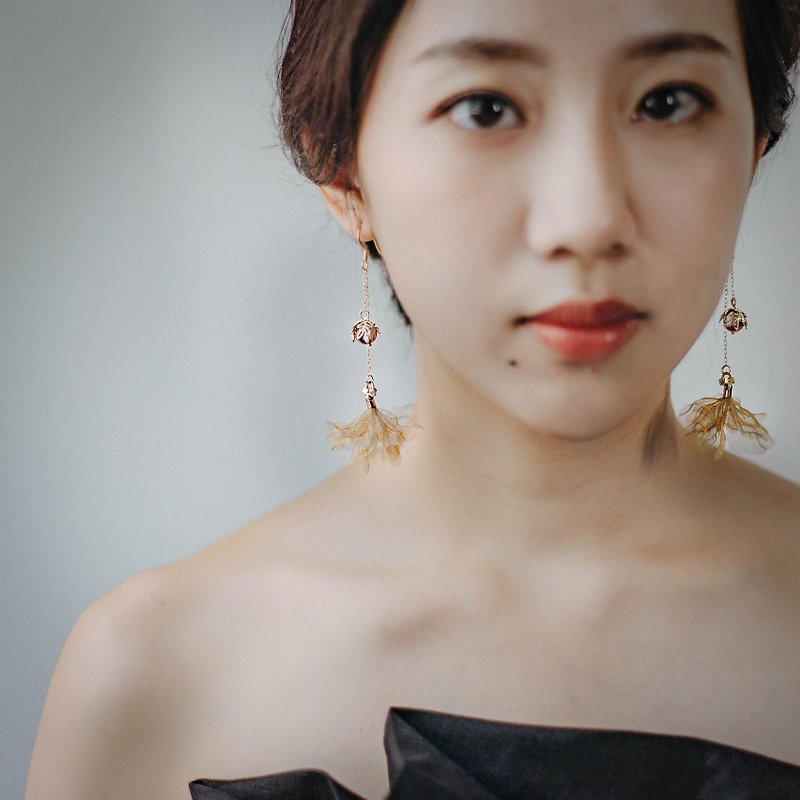 Anne | Asymmetric Double Chain Double Tone Gauze Dangle Earrings - Earrings & Clip-ons - Other Materials Gold