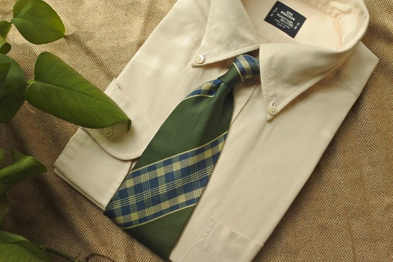 All silk Vintage antique vintage tie ENRICO COVERI British green plaid Christmas gift - เนคไท/ที่หนีบเนคไท - ผ้าไหม สีเขียว