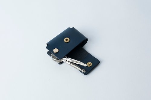 Hsu & Daughter 徐氏父女皮件工作室 旋轉鑰匙包 | 皮革訂製 | 客製打字 | 鑰匙圈 | 真皮 | 禮物