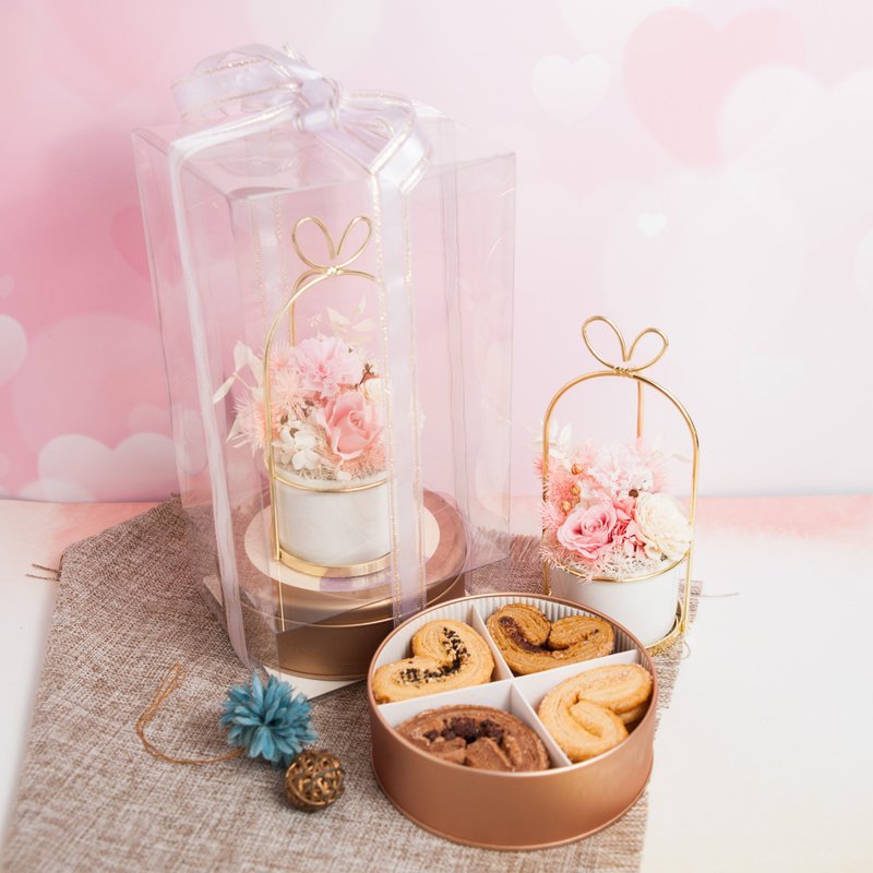 【日初芝稻Dear MeWee】花漾暖心禮盒-蝴蝶酥+瓷盆永生花 - 手工餅乾 - 其他金屬 多色