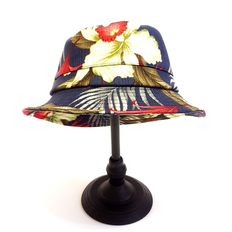 英式圓盤紳士帽 - 紅花(藍底)     #四季百搭 #限量#日本布 - 帽子 - 棉．麻 藍色