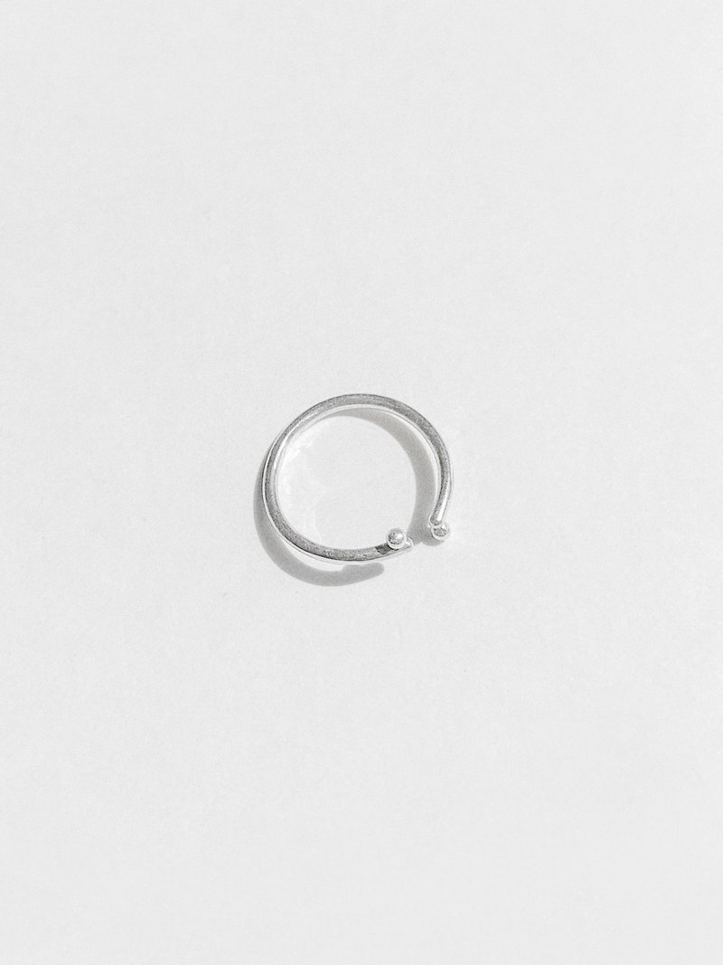 Double Bubble Ring 雙泡泡細戒 - 戒指 - 純銀 銀色