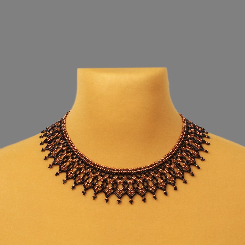 Black and copper necklace, Cute necklace 16th birthday gift girl - สร้อยคอ - แก้ว สีดำ