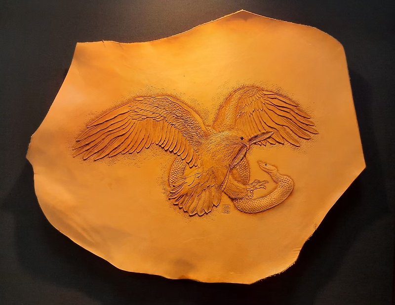 Loup leather art - Continuation - Items for Display - Genuine Leather 