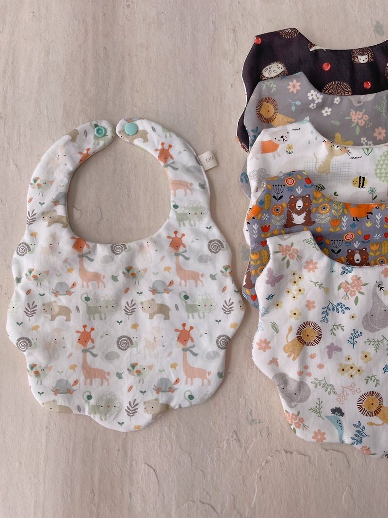 Baby Good Fortune Bag Randomly 3 into the group and fast shipping/double-sided/pure cotton six-layer yarn cloud bib - Bibs - Cotton & Hemp Multicolor