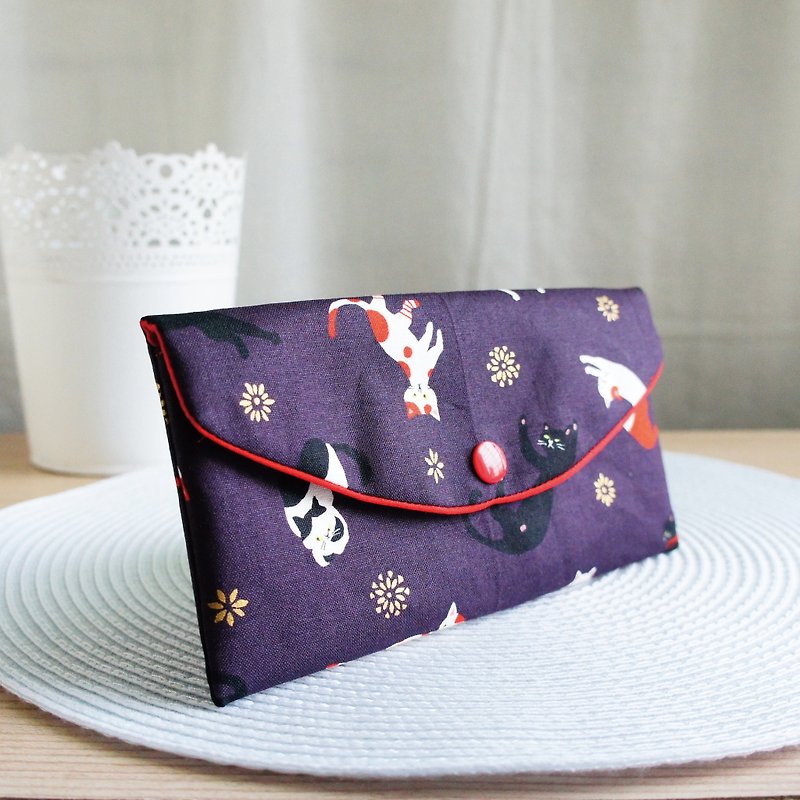 Lovely Japanese cloth[Golden Yoga Cat Red Packet, Purple] Passbook Cover, Cash Storage Bag - Chinese New Year - Cotton & Hemp Purple
