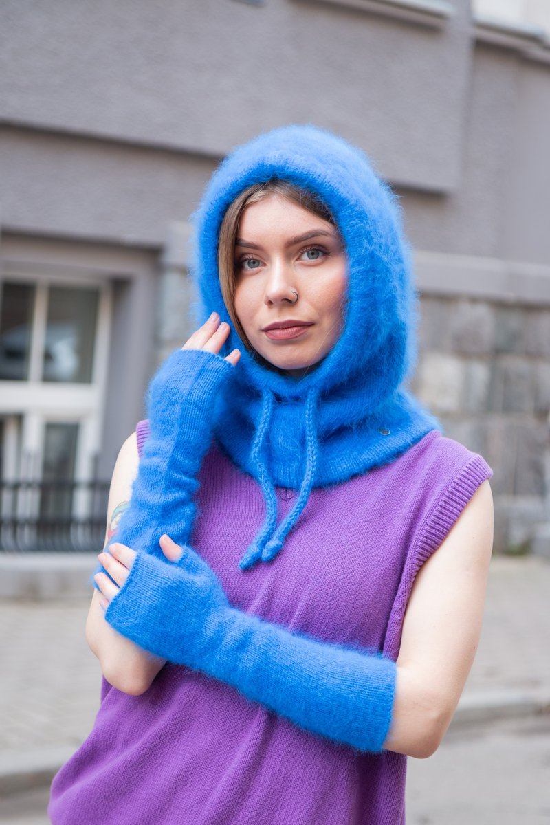 Angora blue fingerless. Fluffy knit arm warmers - 手套 - 羊毛 藍色