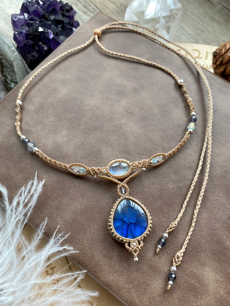 N308 ethnic style wax thread braided labradorite moonstone silver bead cordierite necklace (length adjustable) - สร้อยคอ - เครื่องเพชรพลอย สีกากี