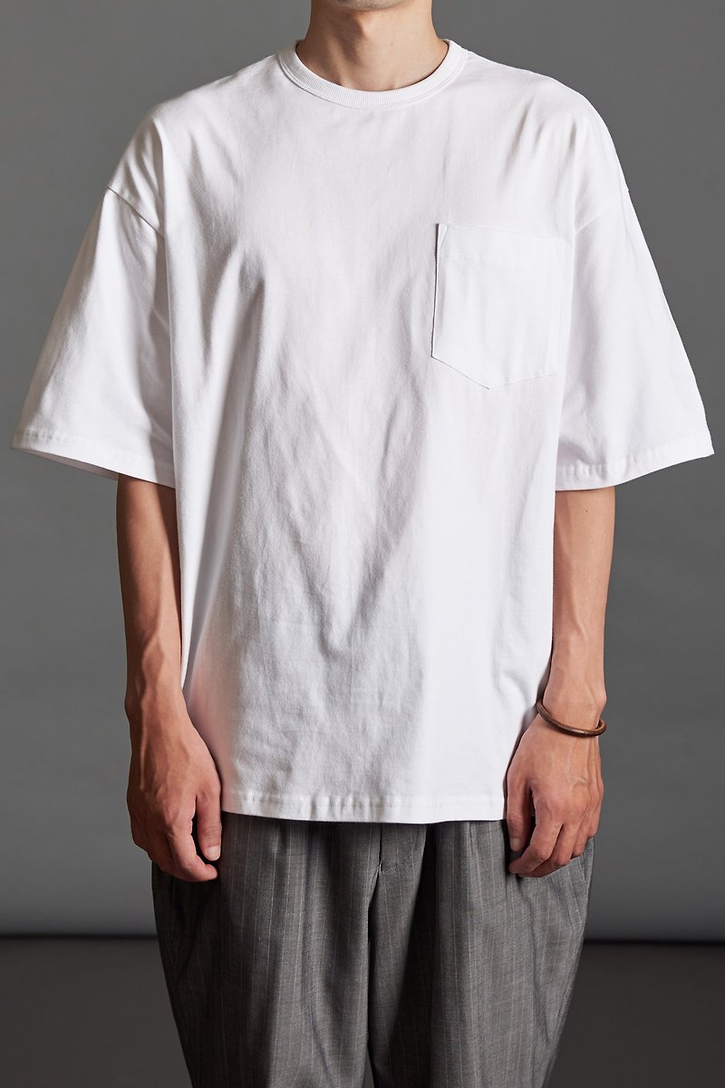 寬版口袋白色短TEE - T 恤 - 棉．麻 白色