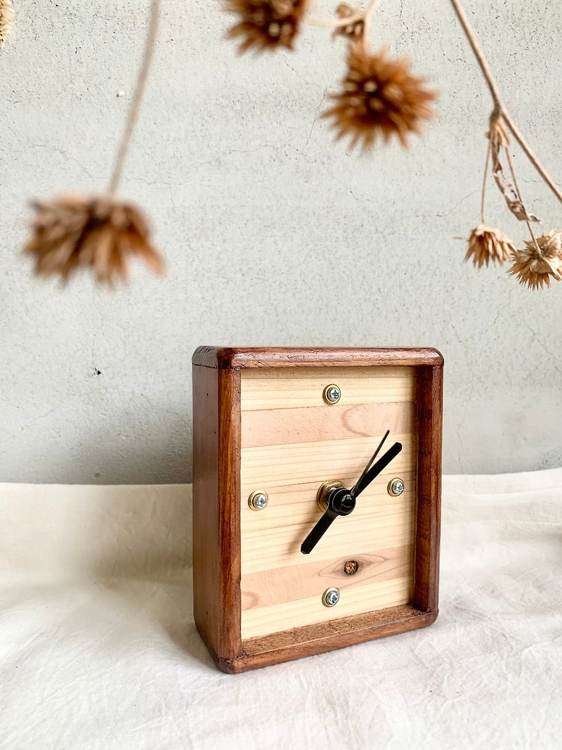 バレンタインデーに超時間厳守【Beard Clock】自宅で縦置き・横置き可能/無料バッテリーで静かに動きます。 - 時計 - 木製 カーキ