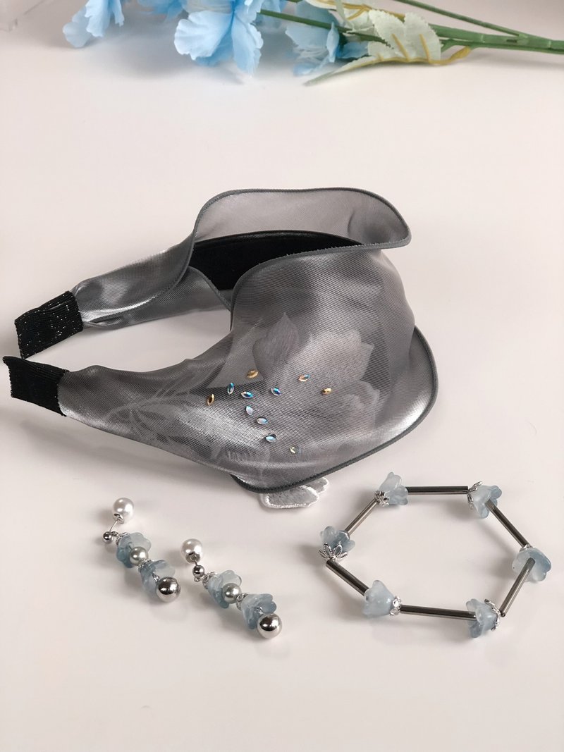 シルバーのエレガントなヘア フープ イヤリング ブレスレット セットは一発できます - ヘアバンド．カチューシャ - その他の素材 シルバー