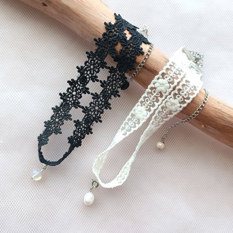 | Lace ribbon choker | Detachable pendant | - Chokers - Other Materials Black