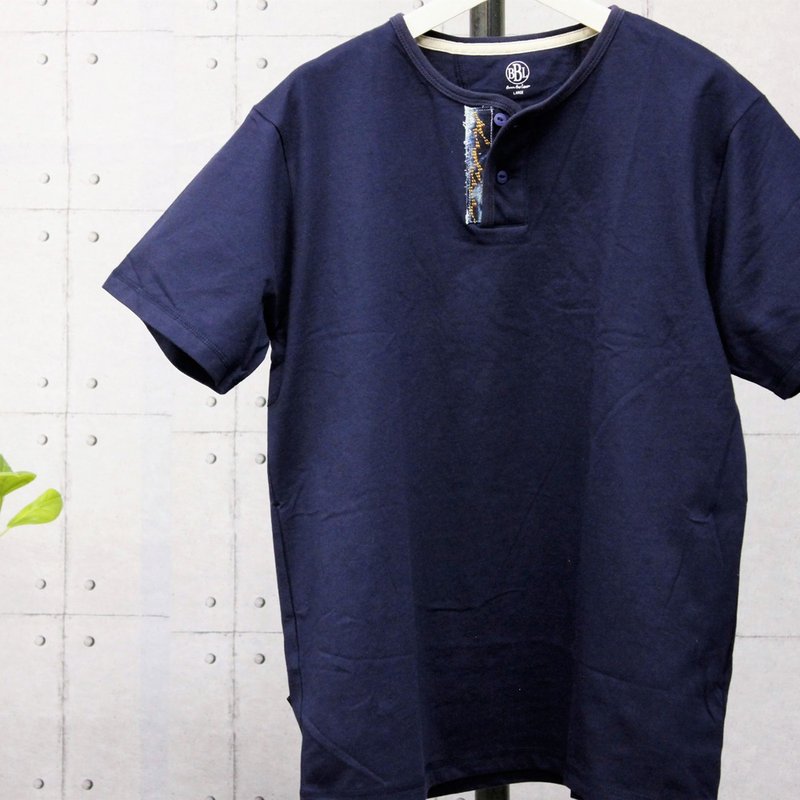 [受注制作] Henley-Neck Plain tee with bleach&paint denim pocket - 男 T 恤 - 棉．麻 藍色