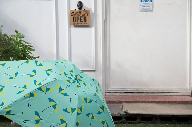 UrbaneUmbrella 雨傘印刷日式易開收傘骨三折傘 - 雨傘/雨衣 - 聚酯纖維 多色