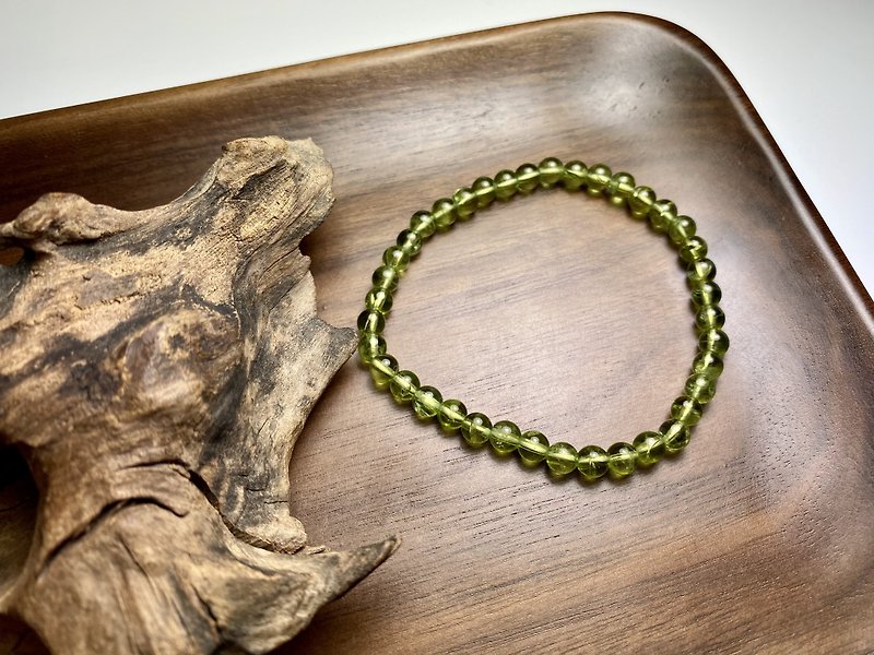 Preferred clear green olivine bracelet - Bracelets - Crystal Green