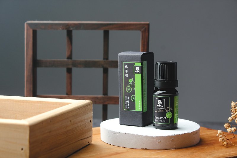 [Single essential oil] Bergamot essential oil 10ml natural/diffuse/massage/maintenance - น้ำหอม - น้ำมันหอม สีนำ้ตาล