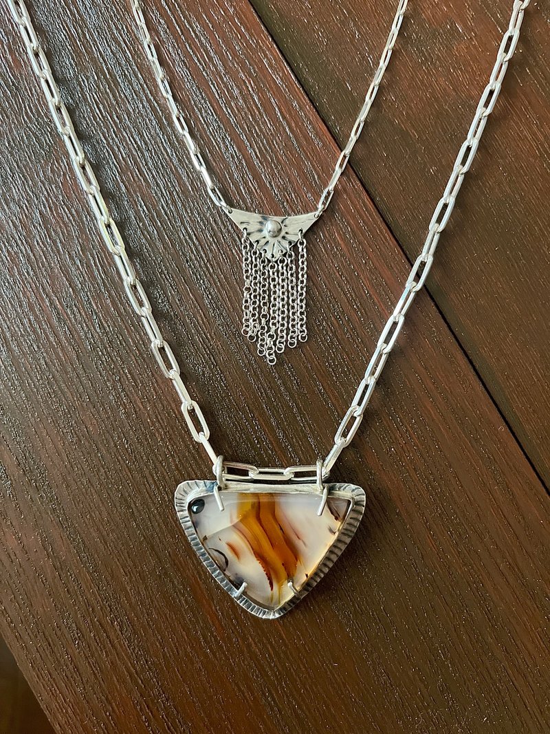 Double-Strand Necklace with Montana Agate and Chain Fringe - สร้อยคอ - เงินแท้ สีเงิน