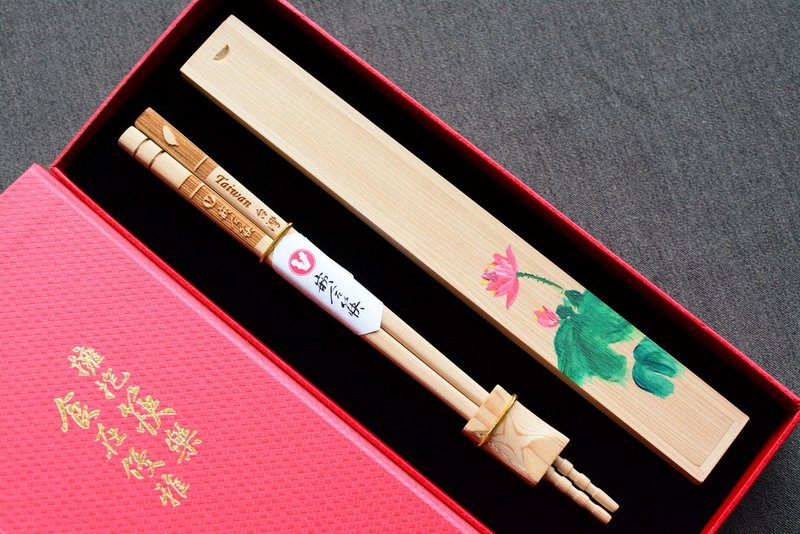 寓意花卉嵌合筷禮盒 客製紀念品 傳遞獨特心意 - 筷子/筷架 - 木頭 咖啡色