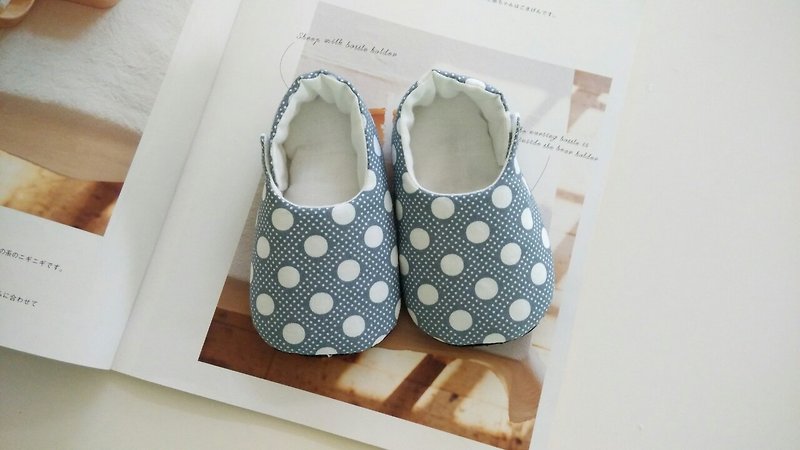 灰底圈圈滿月禮 彌月嬰兒鞋  寶寶鞋 11/12 - 童裝鞋 - 其他材質 灰色