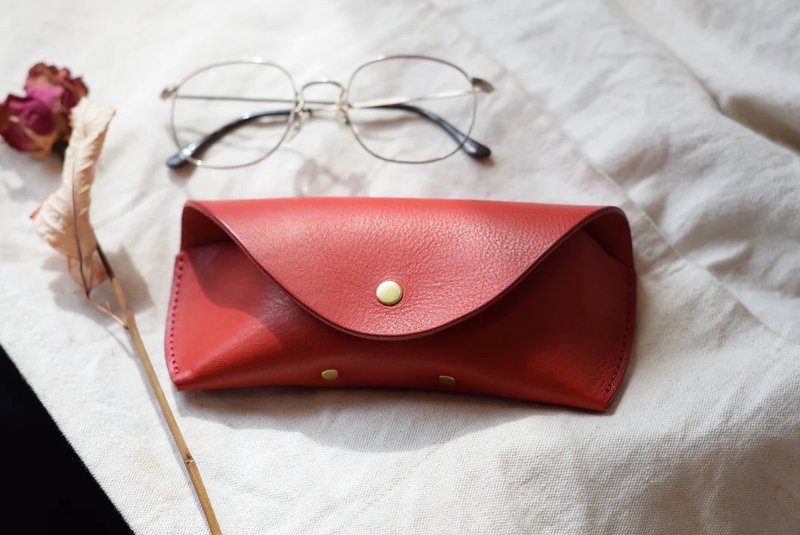 glasses case sunglasses glasses case leather italian leather leather - Other - Genuine Leather Red