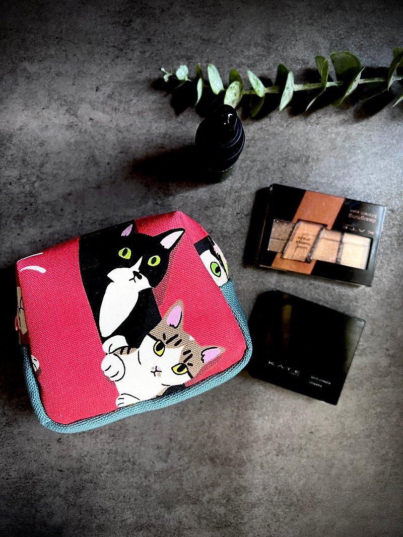 Miranda Handmade Small Square Bag-hi Who is looking for meow - Coin Purses - Cotton & Hemp Black