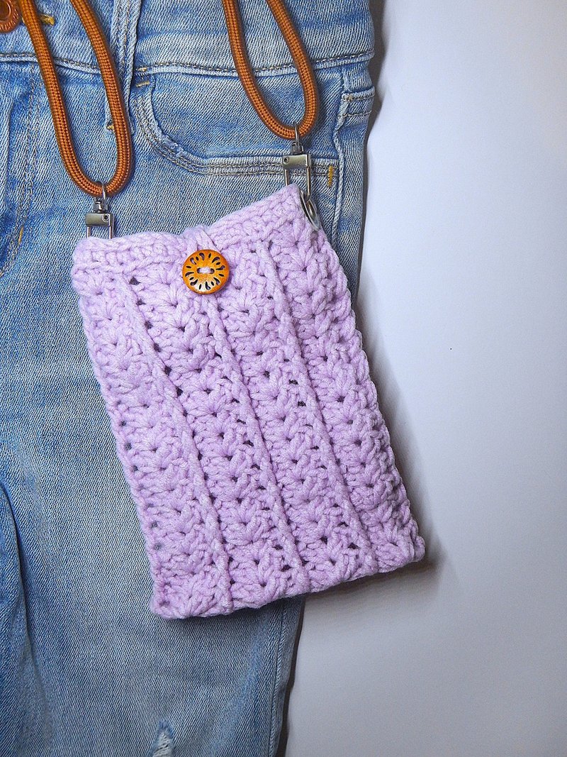 Handmade woven flower mobile phone bag casual outing bag (comes with adjustable strap) - กระเป๋าแมสเซนเจอร์ - วัสดุอื่นๆ หลากหลายสี